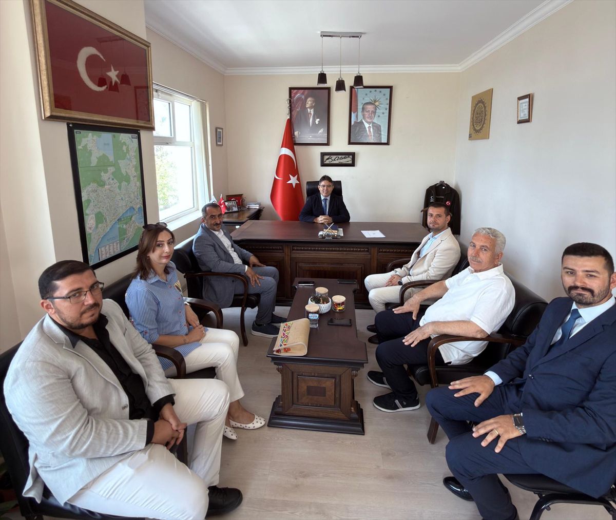 MHP Muğla Teşkilatı, Marmaris Kaymakamı'nı Ziyaret Etti