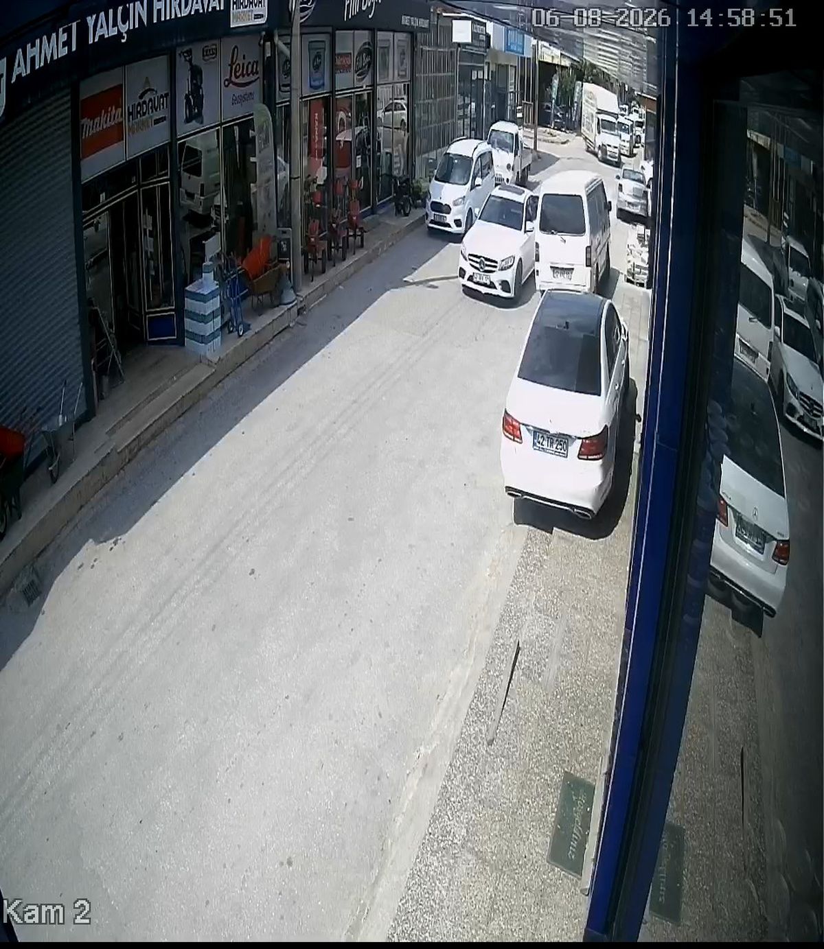 Konya'da Avizeciye Soygun: 1 Milyonluk Altın ve Nakit Çalındı