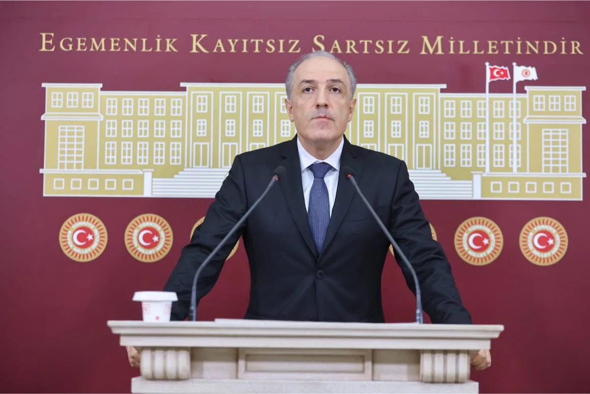 Yeneroğlu'ndan terörle mücadele teklifine destek: 'Ölçülü ve şiddetin bitmesine hizmet ediyor'