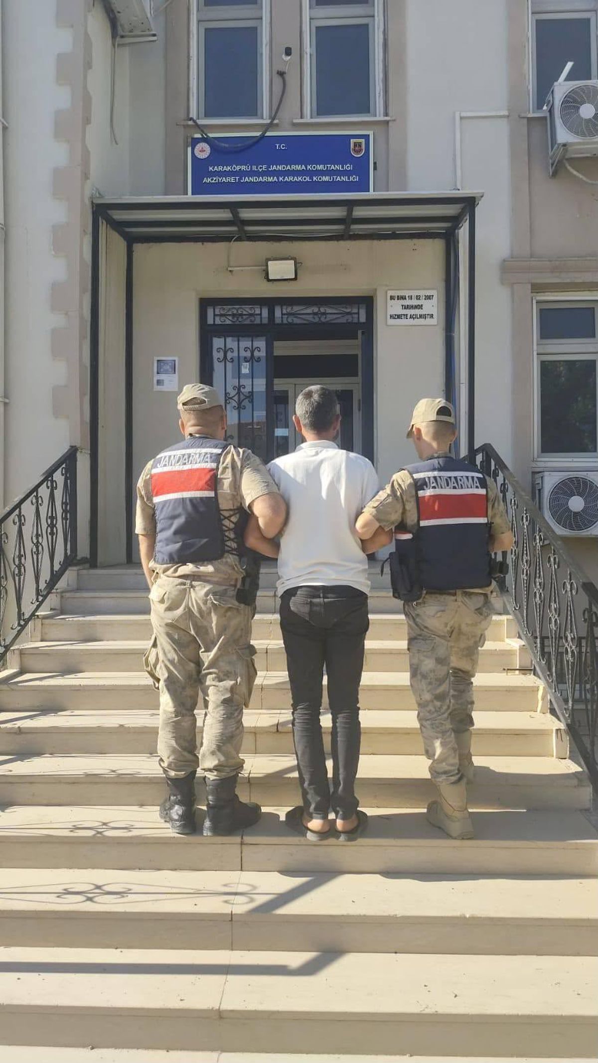Şanlıurfa'da 6 Yıl 10 Ay Hapis Cezasıyla Aranan Hükümlü Yakalandı