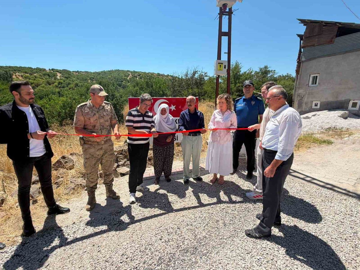 Şehit İdris Yılmaz, Kemaliye'de Mevlit ve Cadde İsimlendirmesiyle Anıldı