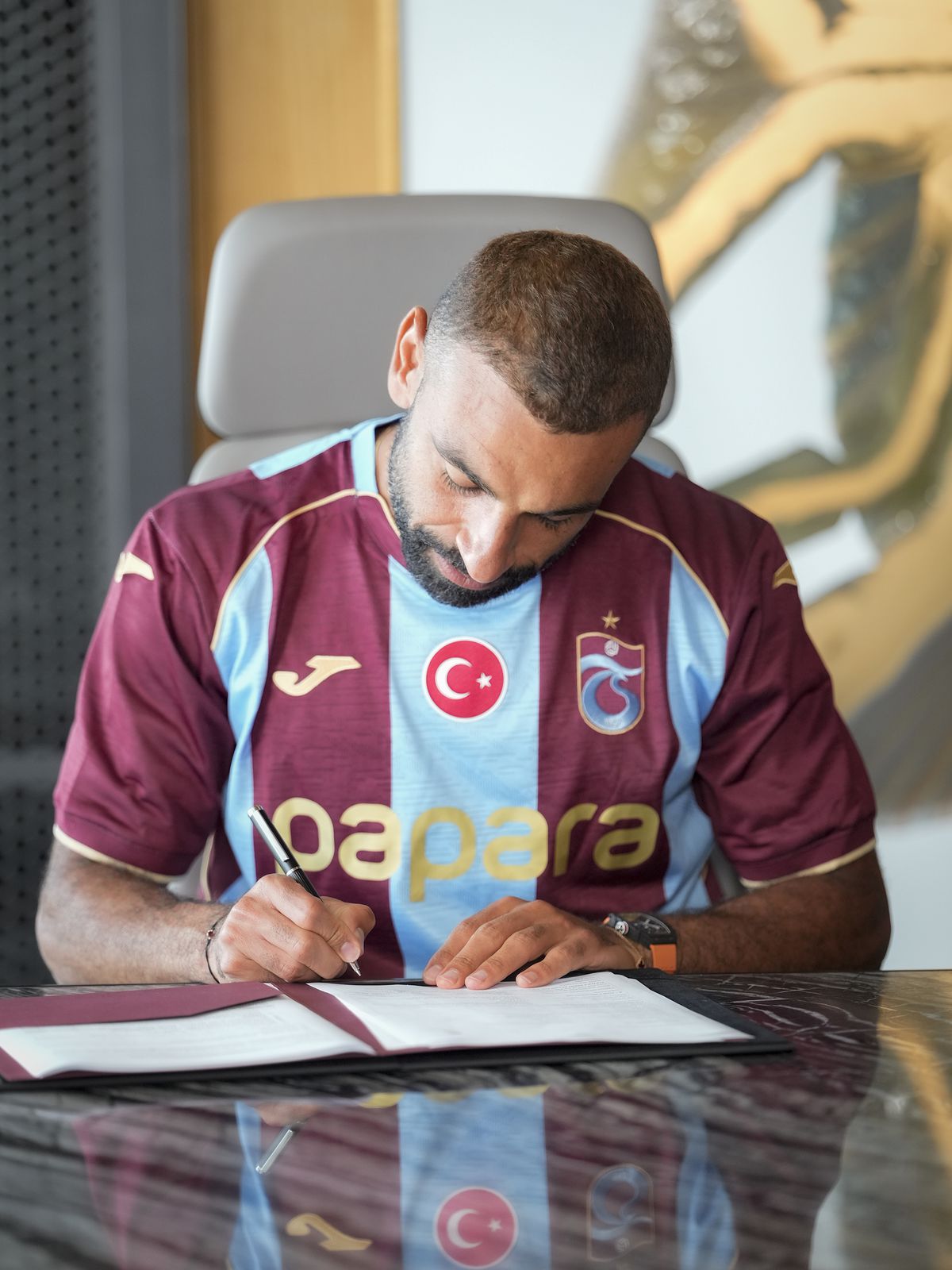 Trabzonspor, Mohamed Salah ile 2 Yıllık Sözleşme İmzaladı