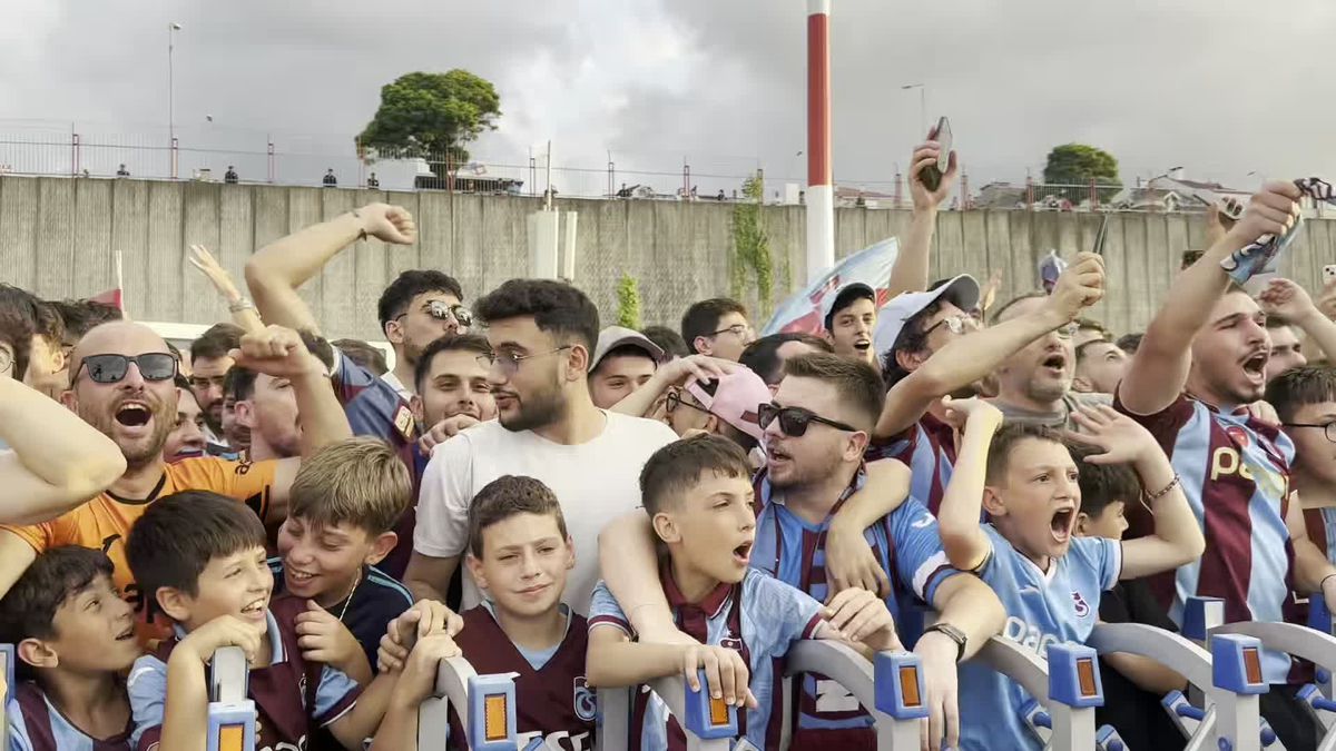 Salah Trabzon'da: Coşkulu Karşılama