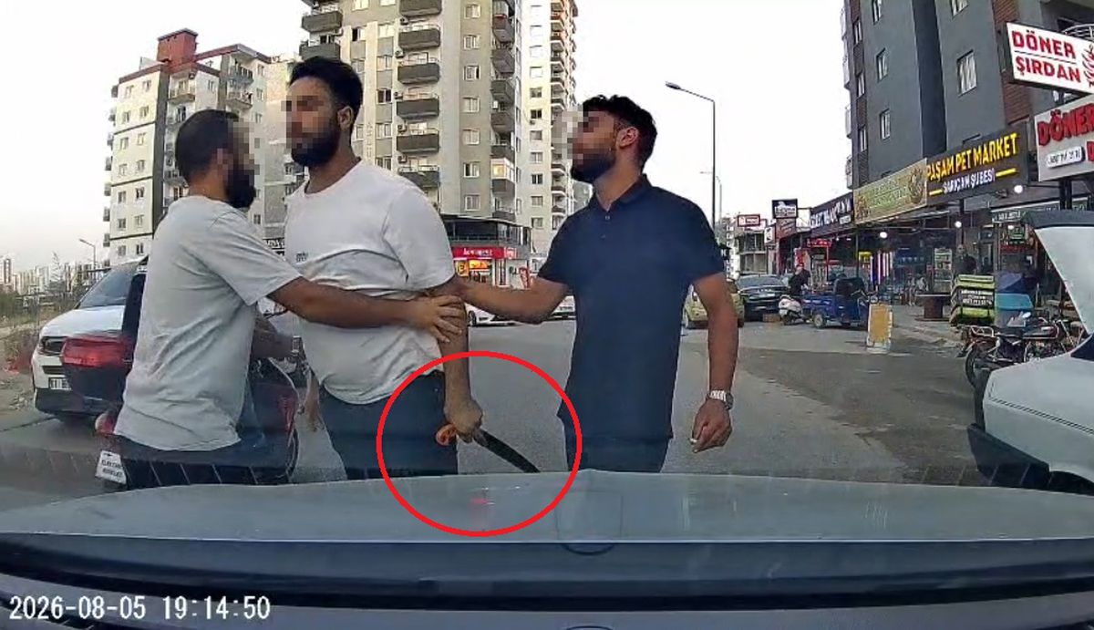 Adana'da Yol Verme Tartışması Testereyle Bitti