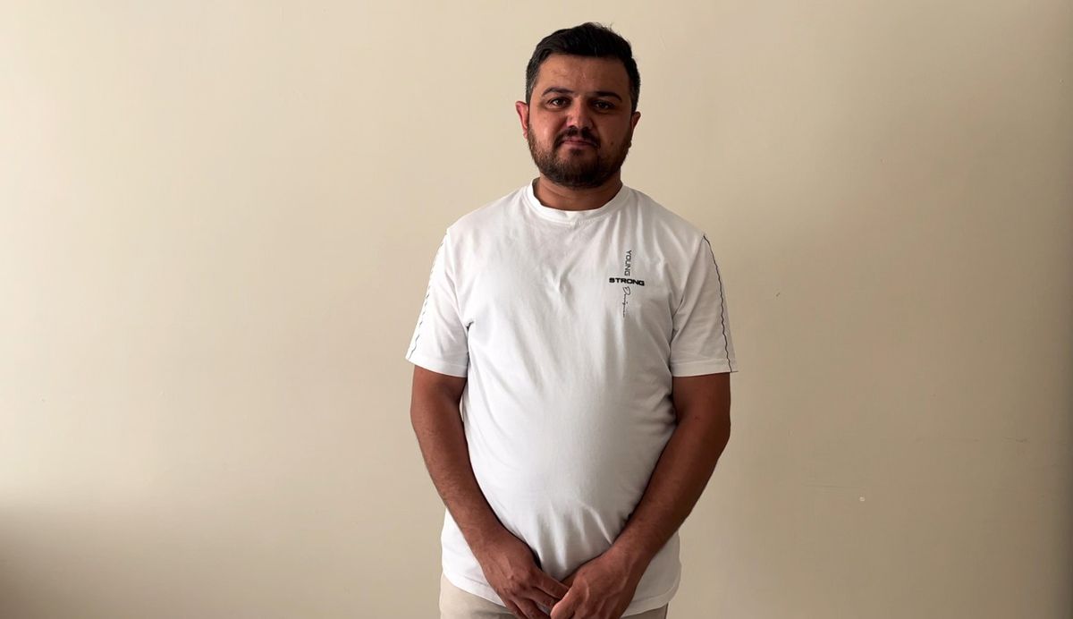 Sivaslı mühendisten Üsküp'te türkü sürprizi