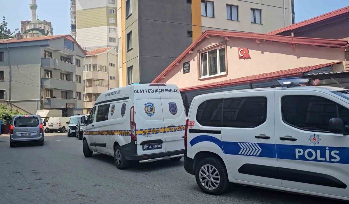 Zonguldak'ta 39 Yaşındaki Adam Evinde Ölü Bulundu
