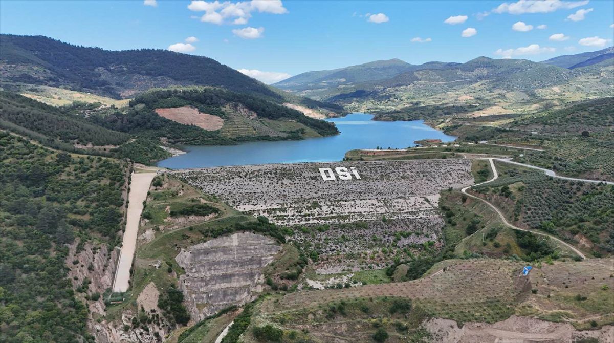 Aktaş Barajı İzmir'de 15 Bin 800 Dekar Alanı Sulama İmkanına Kavuşturdu