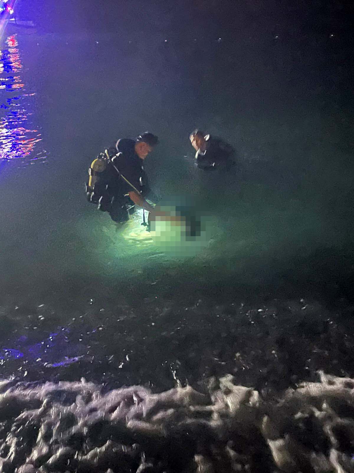 Antalya'da Gece Yarısı Denize Giren İki Genç Boğuldu