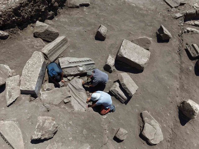1800-летний символ исцеления в Аспендосе