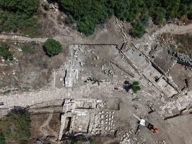 1800-летний символ исцеления в Аспендосе