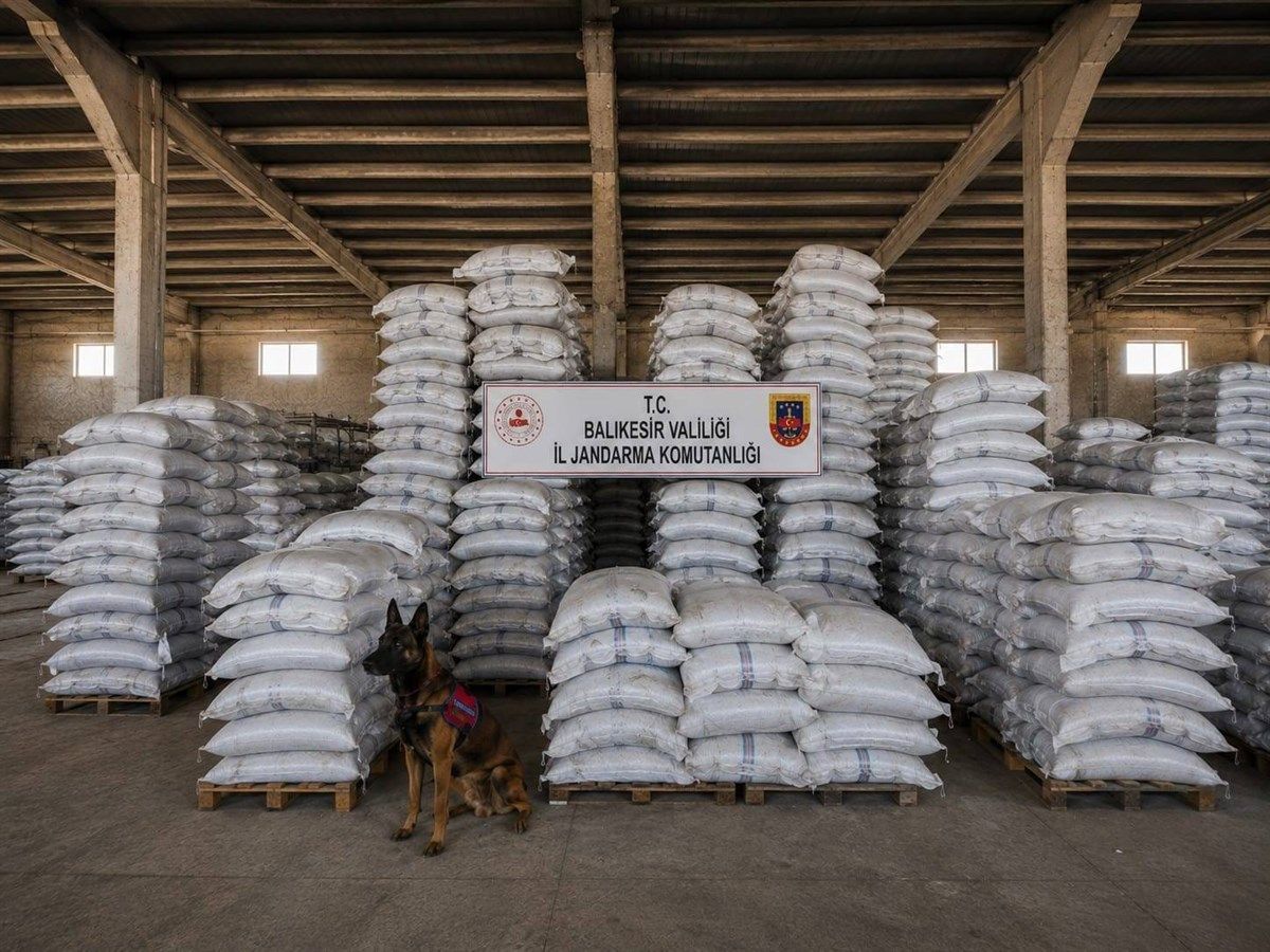 Balıkesir'de 6.6 ton kaçak çay operasyonu