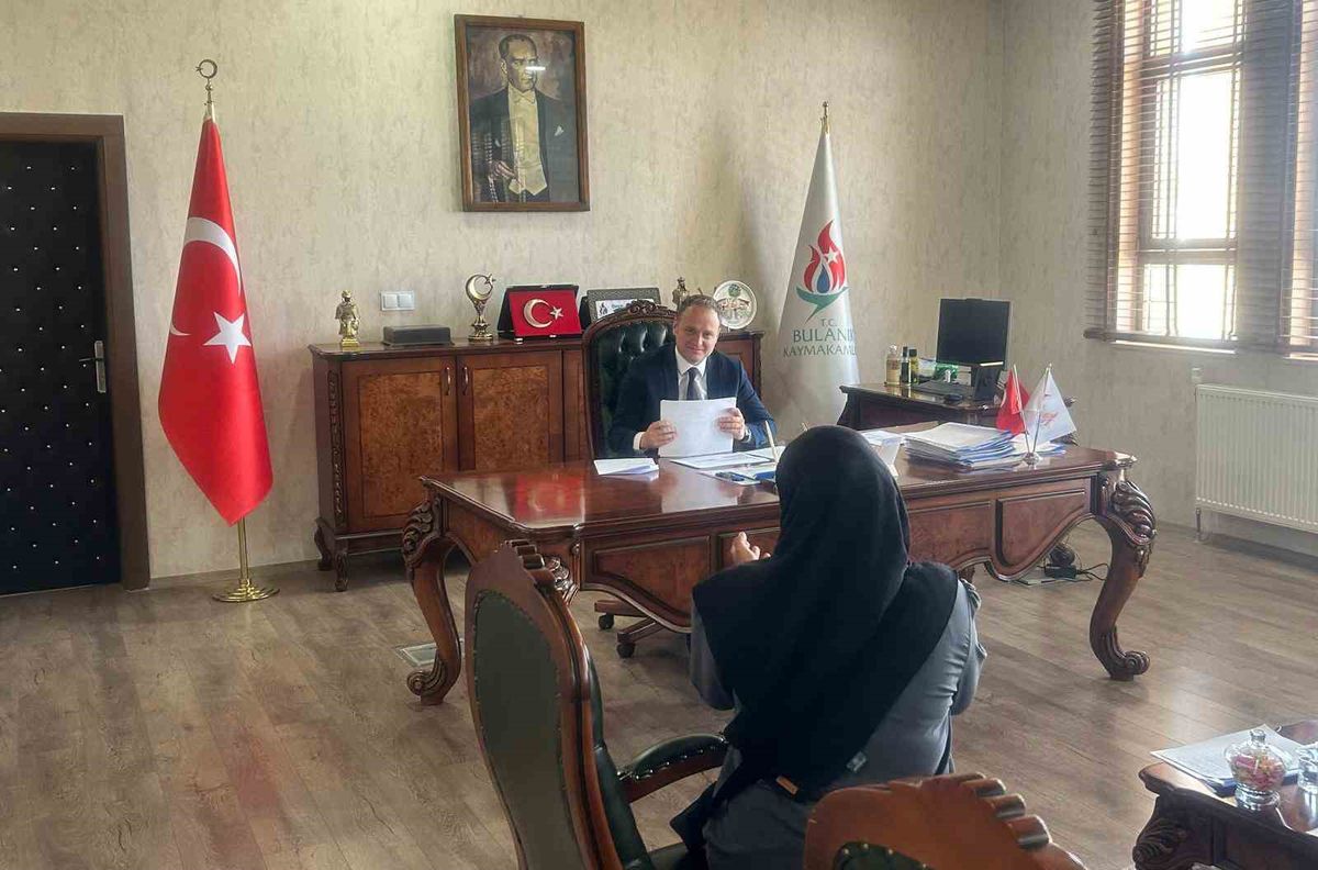 Bulanık'ta Halk Günü: Vatandaşlar Kaymakamla Buluştu
