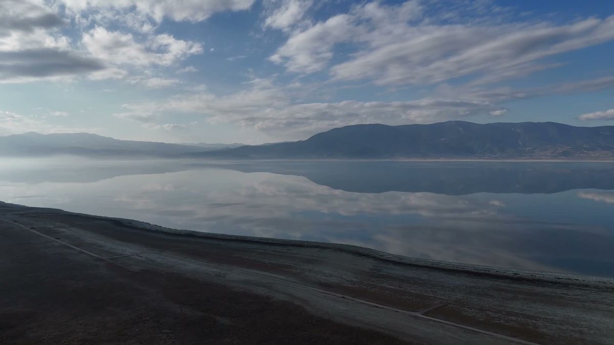 Burdur Gölü ve Salda Gölü'nde Su Kaybı Sürüyor; Barajlarda Doluluk Yüksek