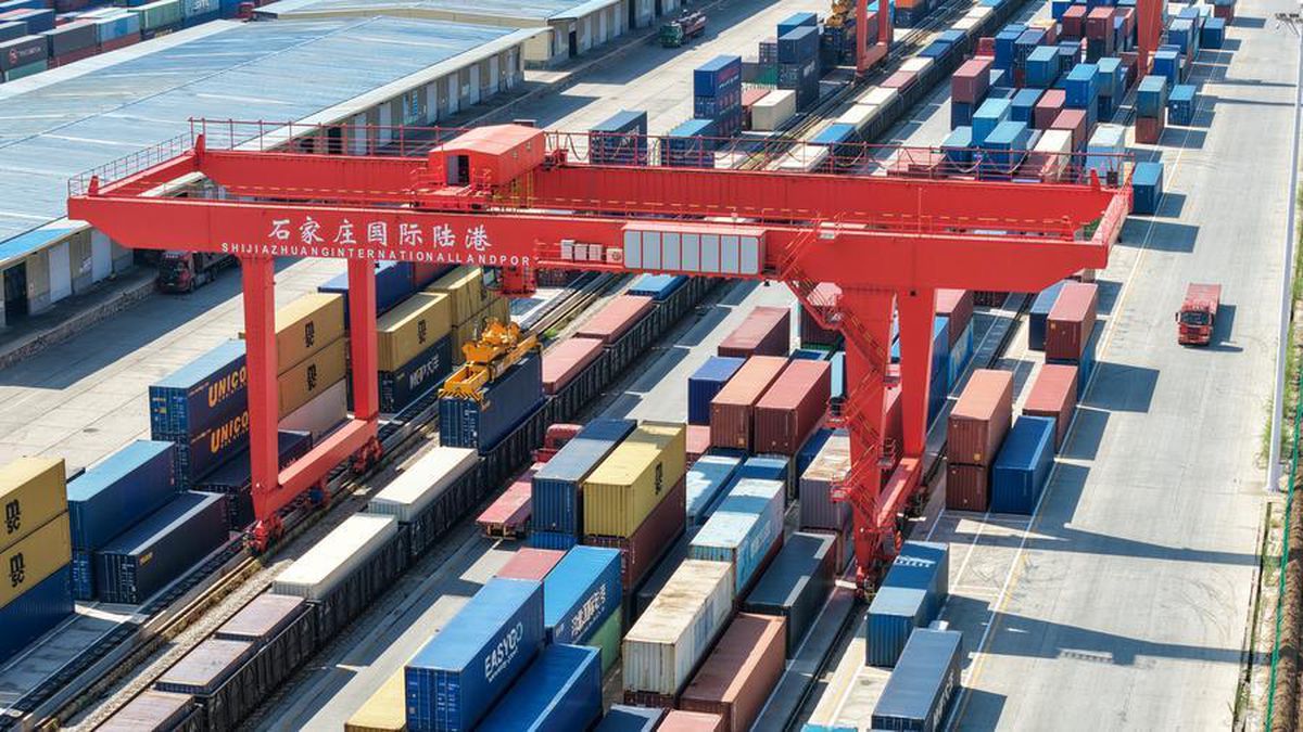Çin'in yuan cinsinden dış ticareti temmuzda yıllık yüzde 19,2 arttı