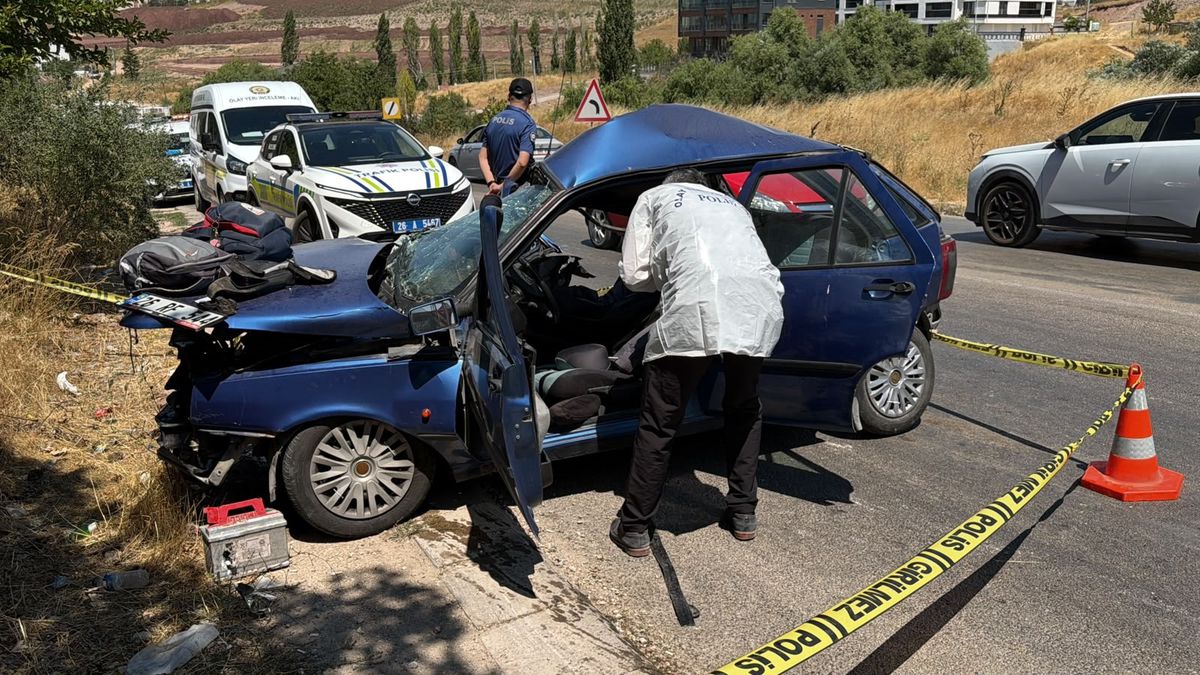 Eskişehir'de zincirleme kaza: 1 ölü, 1 yaralı
