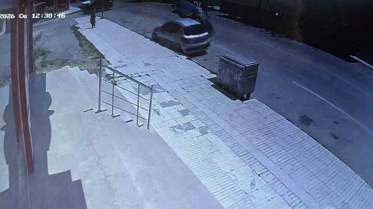 Çorum'da araç devrildi: Sürücü yara almadan kurtuldu