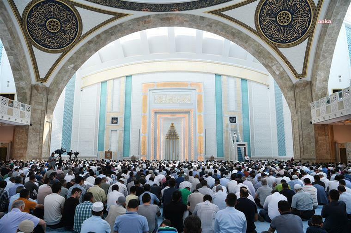 Diyanet'ten cuma hutbesinde kardeşlik vurgusu: İstikbalimiz kardeşliğimize bağlıdır