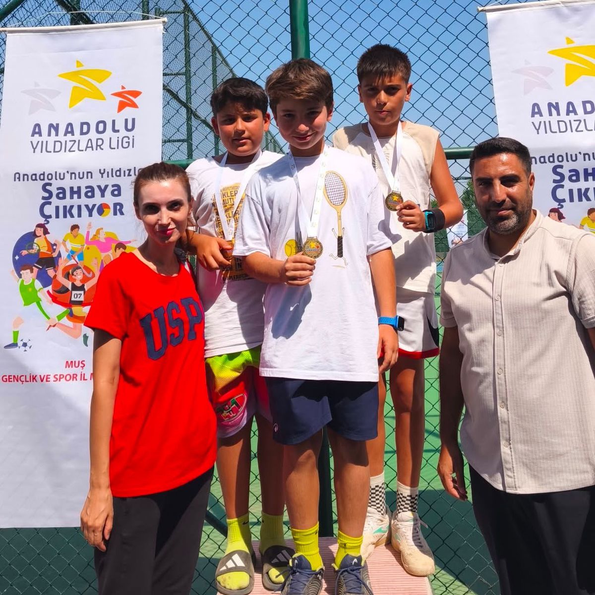 Elazığ Tenis Takımı Yarı Finalde