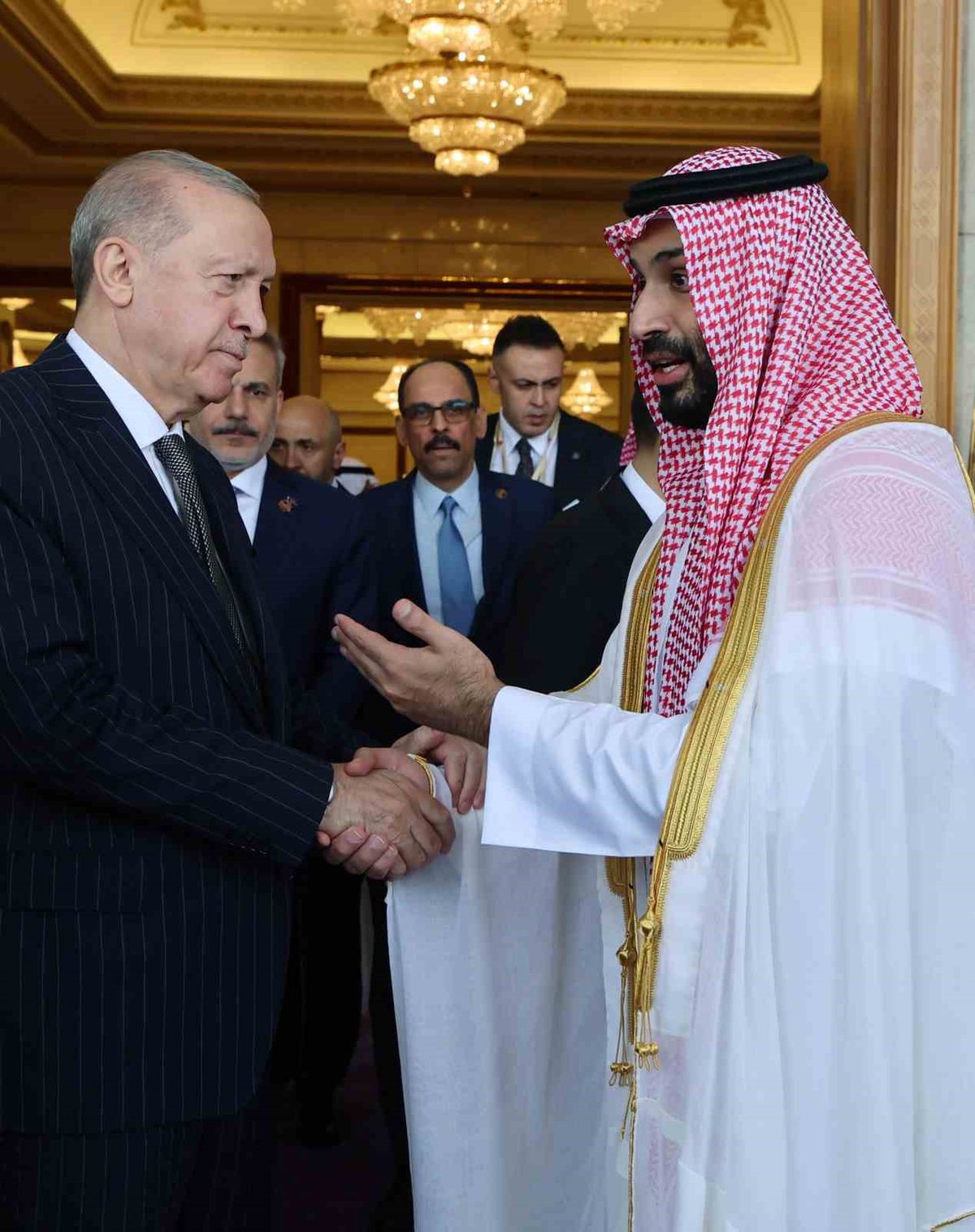 Erdoğan, Mekke Ortak Savunma Anlaşması'nın Ardından Suudi Arabistan'dan Ayrıldı