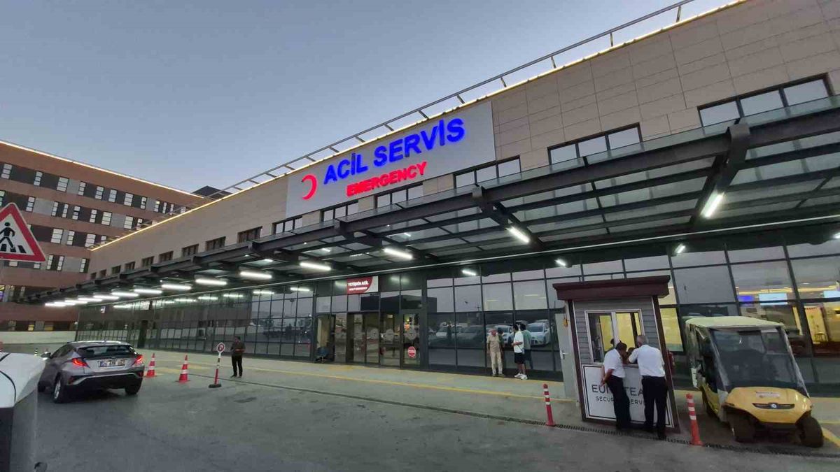 Eskişehir'de Forklift Kazası: Kadın Sürücü Ağır Yaralandı