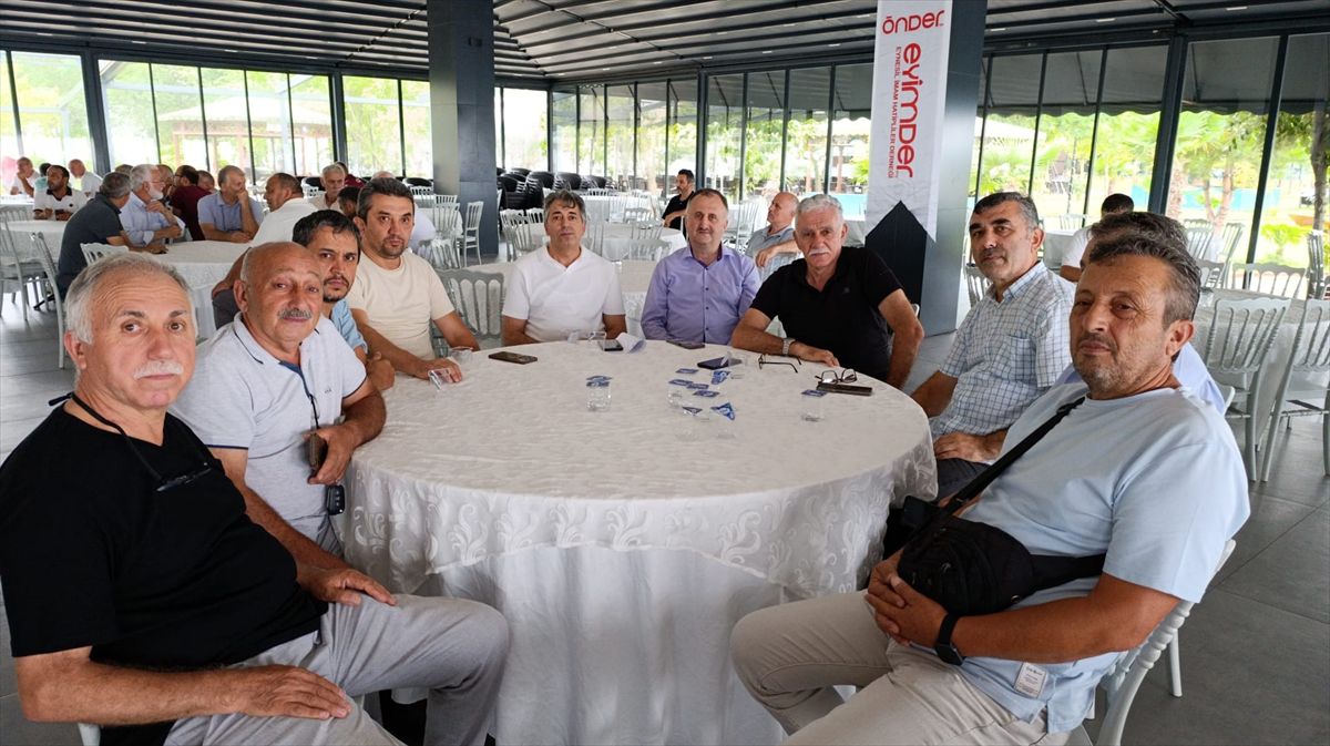 EYİMDER Pilav Günü'nde Mezunlar Buluştu