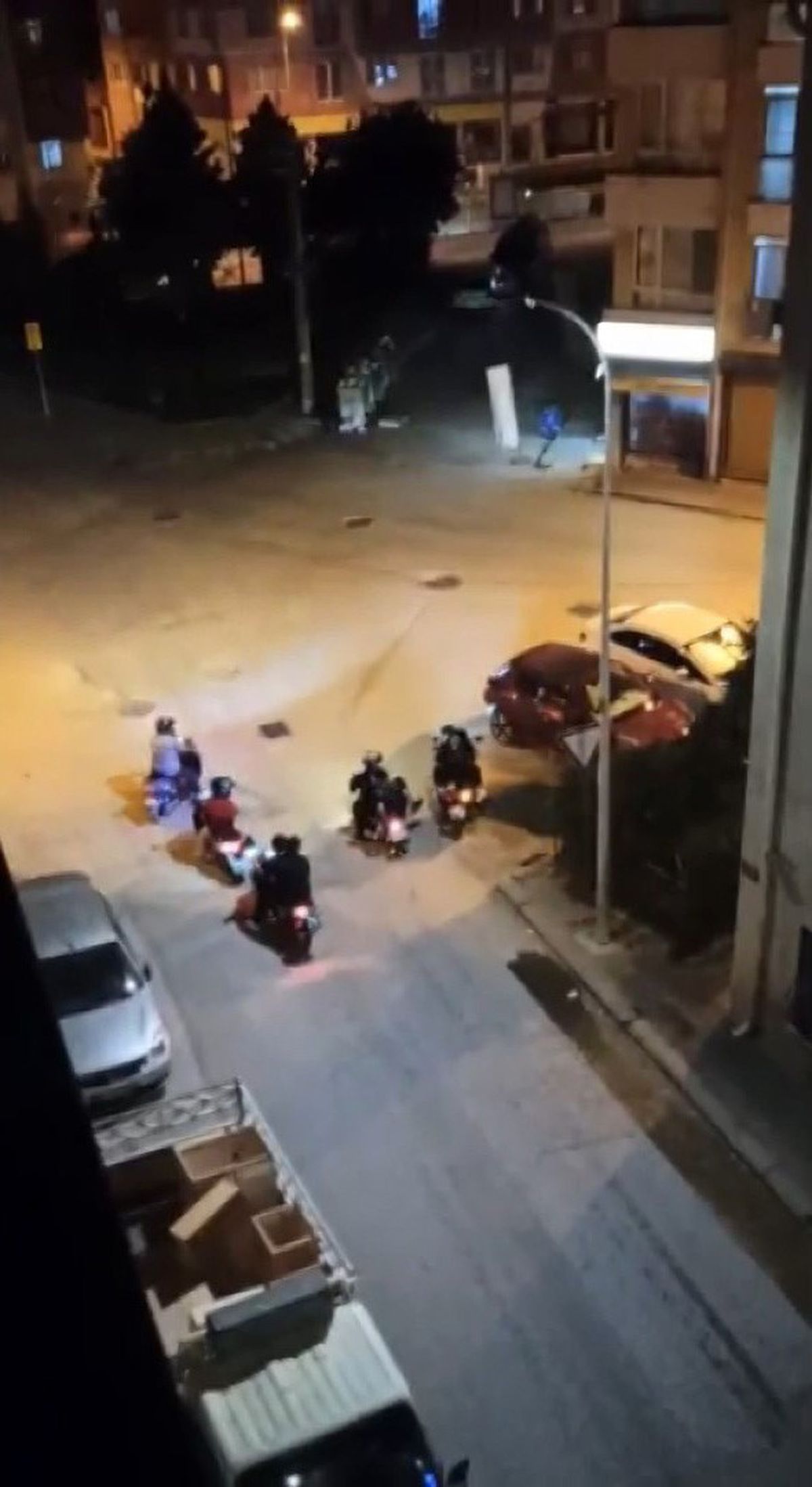 Eskişehir'de Motosikletli Grup Gece Yarısı Gürültüsüyle Tepki Çekti