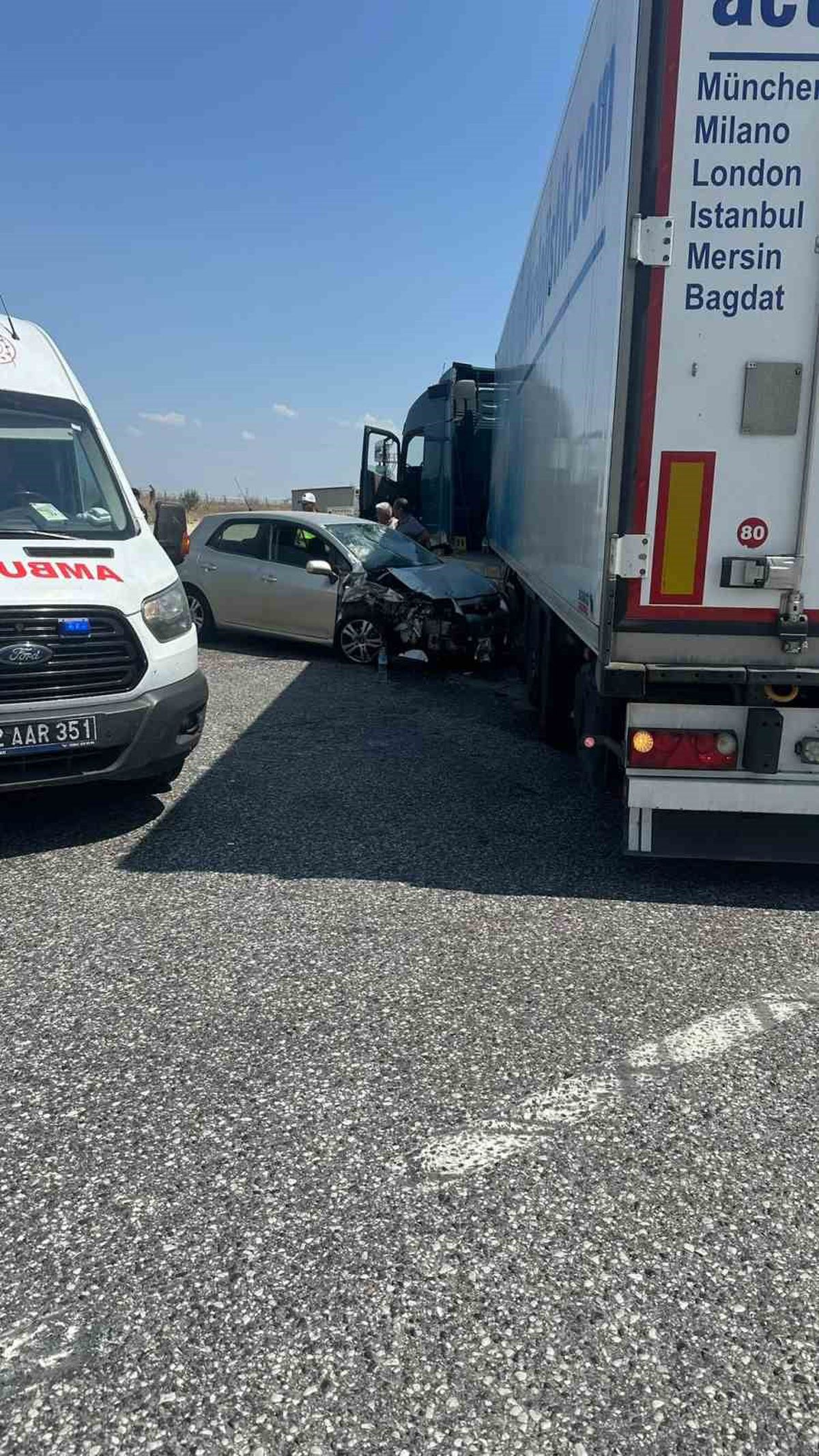 Kapıkule'de Otomobil-Tır Kazası: 1 Yaralı