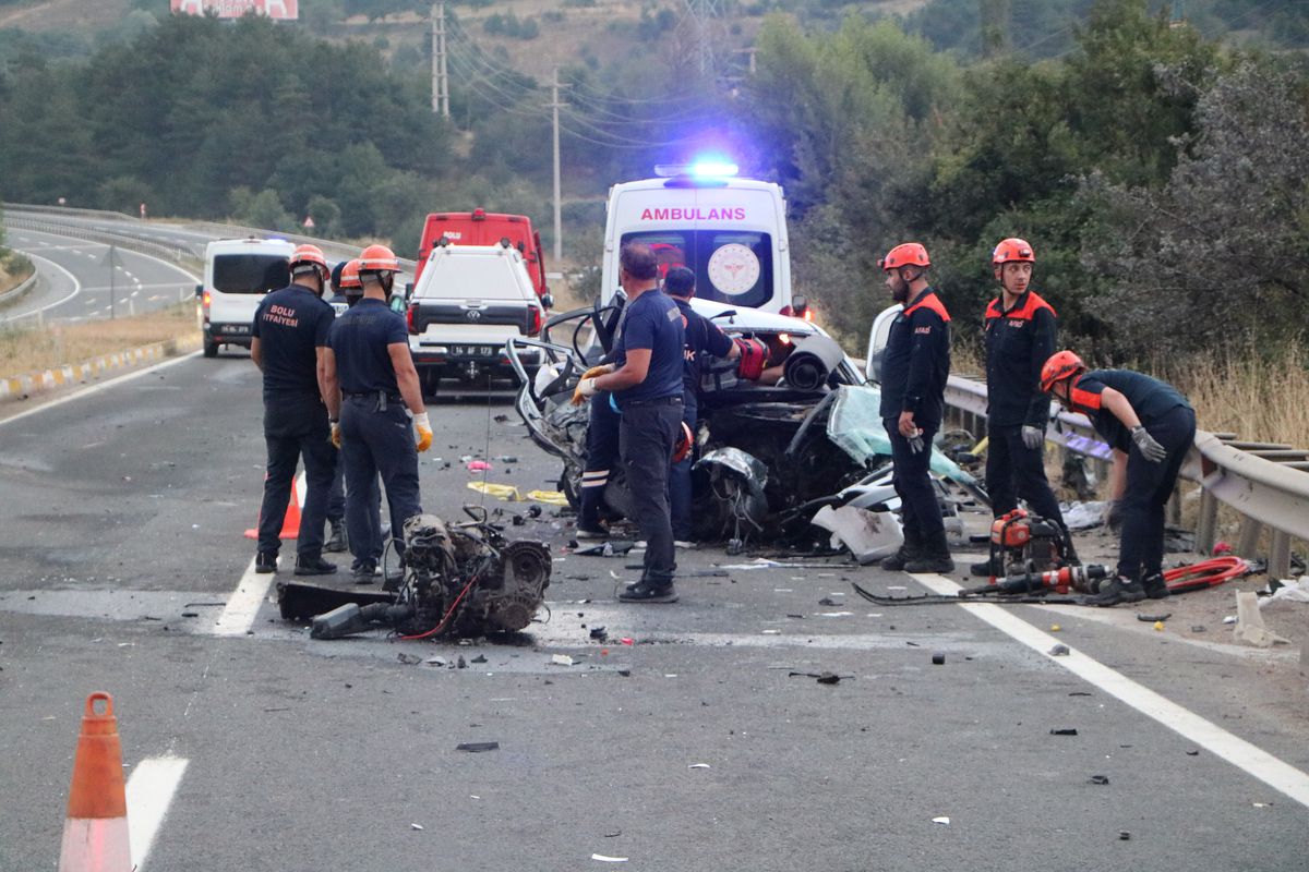Bolu'da feci kaza: 1 ölü, 2 yaralı