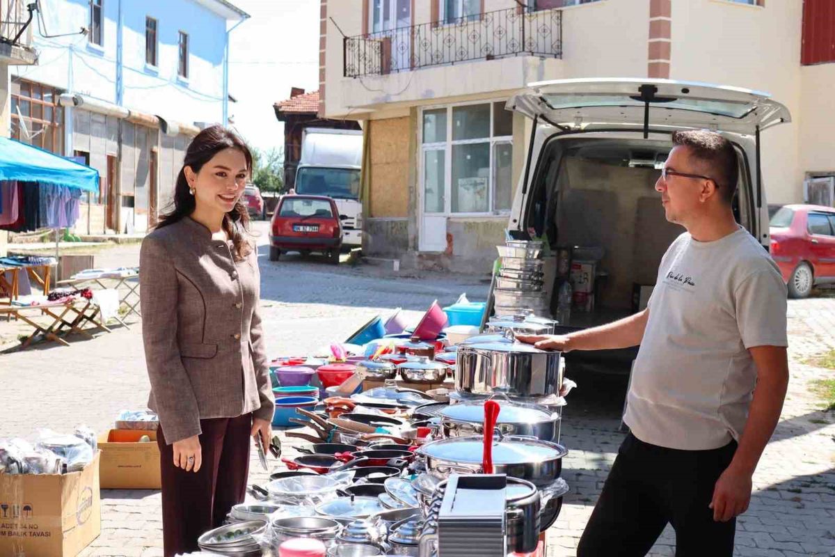 Kaymakam Yılmaz'dan Kıbrıscık Pazarı'na Ziyaret