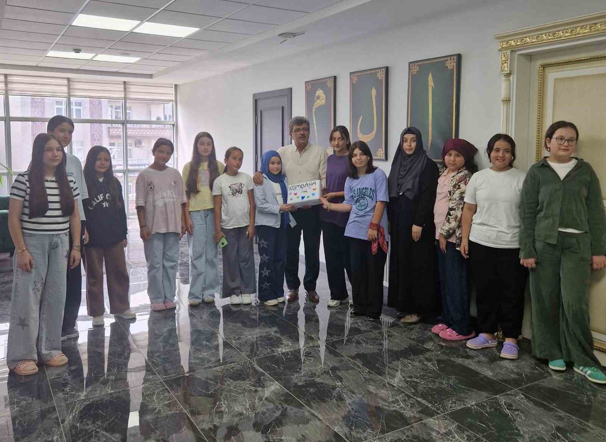 Ünye'de Öğrencilerden Hafızlık Kursuna Anlamlı Bağış