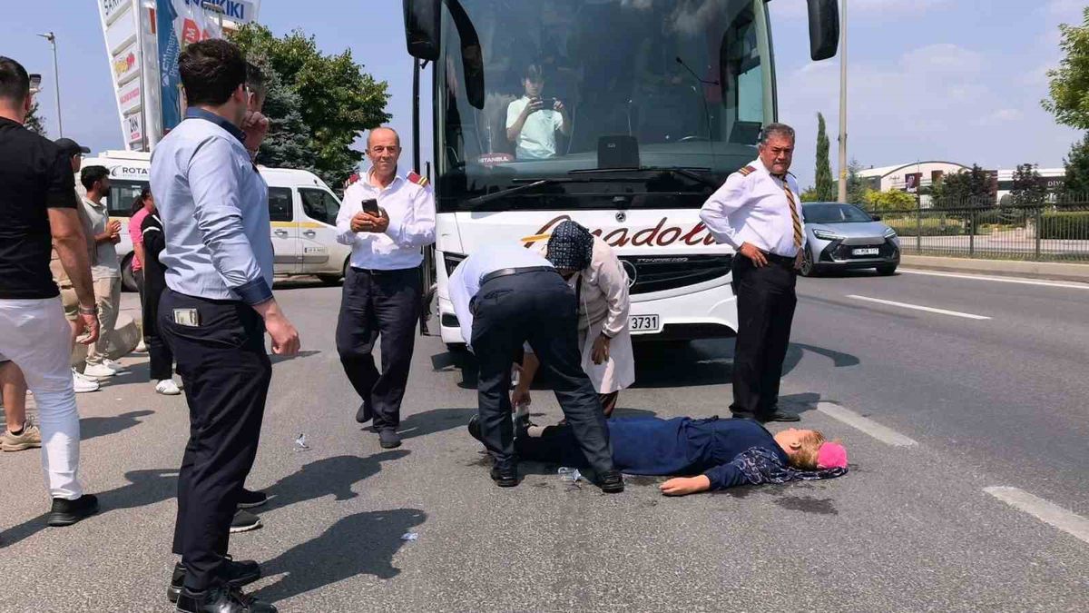 İnegöl'de Otobüs Kadına Çarptı: Ağır Yaralı