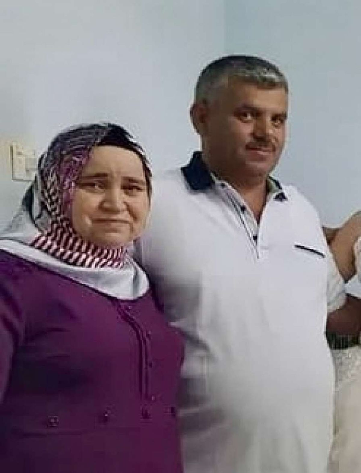 30 Yıllık Aşkın Hüzünlü Sonu: Eşini Kaybeden Adam Cenazede Kalp Krizi Geçirip Öldü