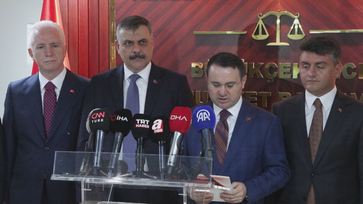 Bakanlar Esenyurt’ta Uyuşturucu ve Sanal Bahis Mücadelesinde Yeni Dönemi Duyurdu