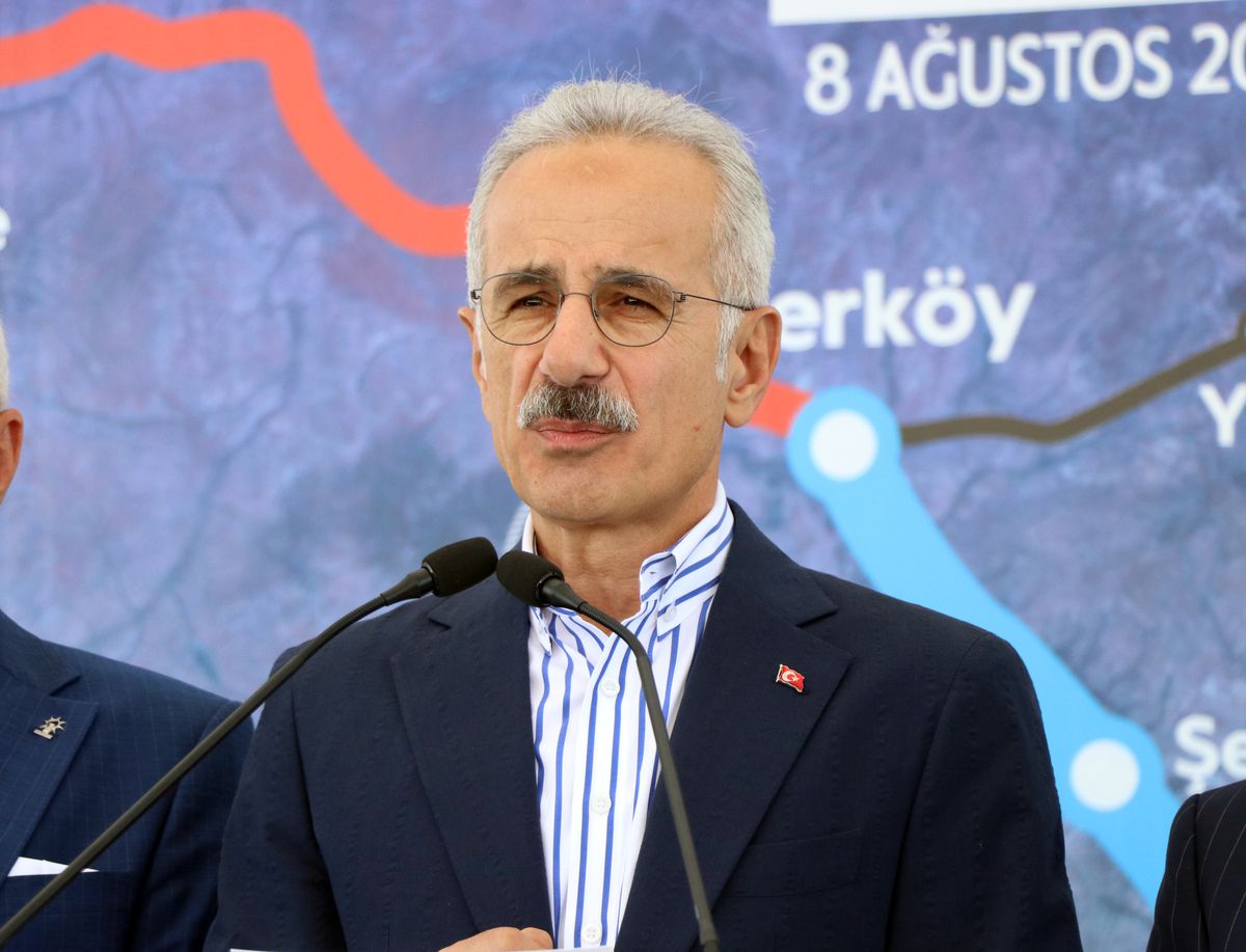 Bakan Uraloğlu: Yerköy-Kayseri Hızlı Tren Hattı Refahı Uzatacak