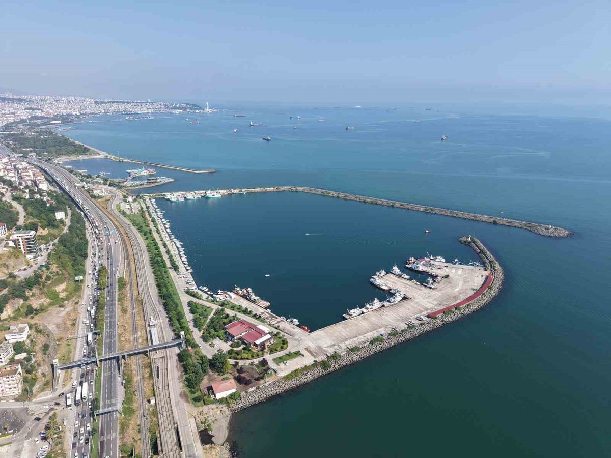 Samsun'da Balıkçılar Yeni Sezona Palamut Umuduyla Hazır