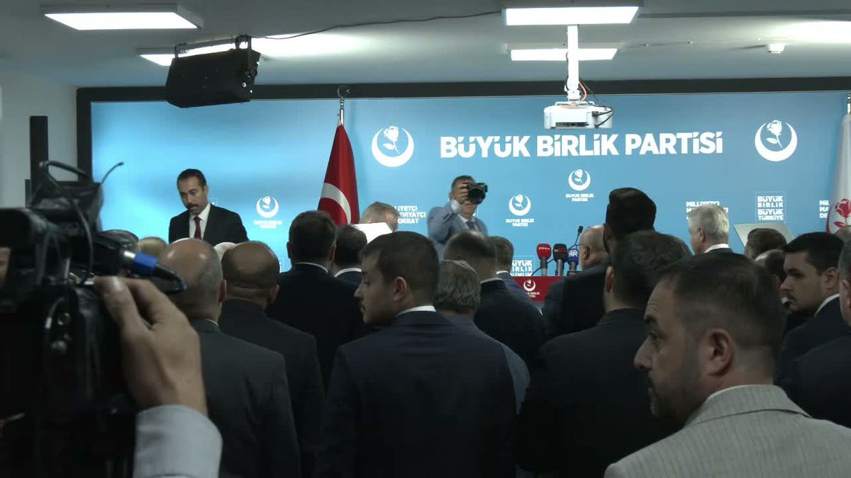 BBP Genel Başkanı Destici: 'Hiçbir terör örgütü mensubunun affedilmesi kabul edilemez'
