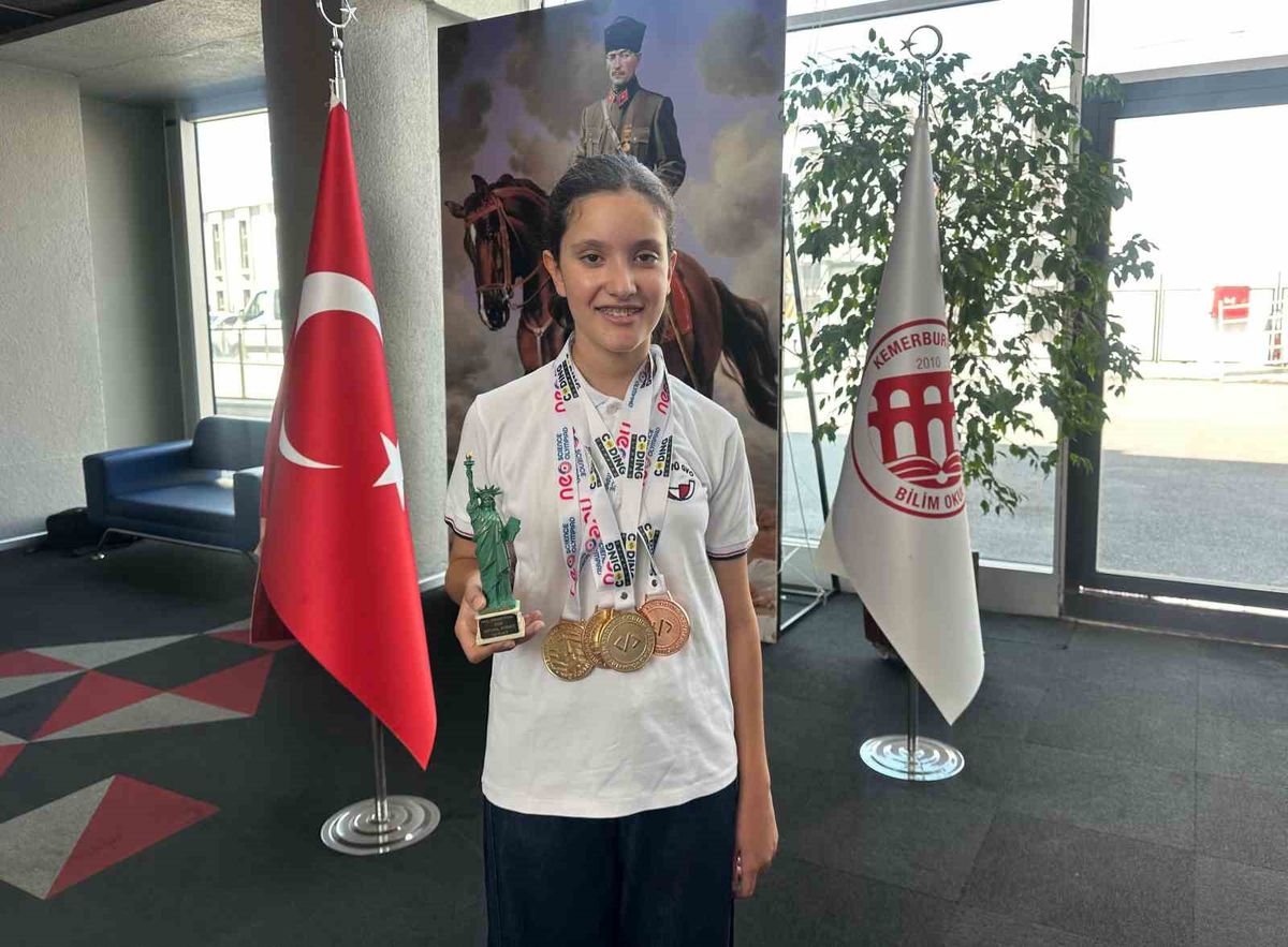 Türk Öğrenci New York'ta Dünya Şampiyonu