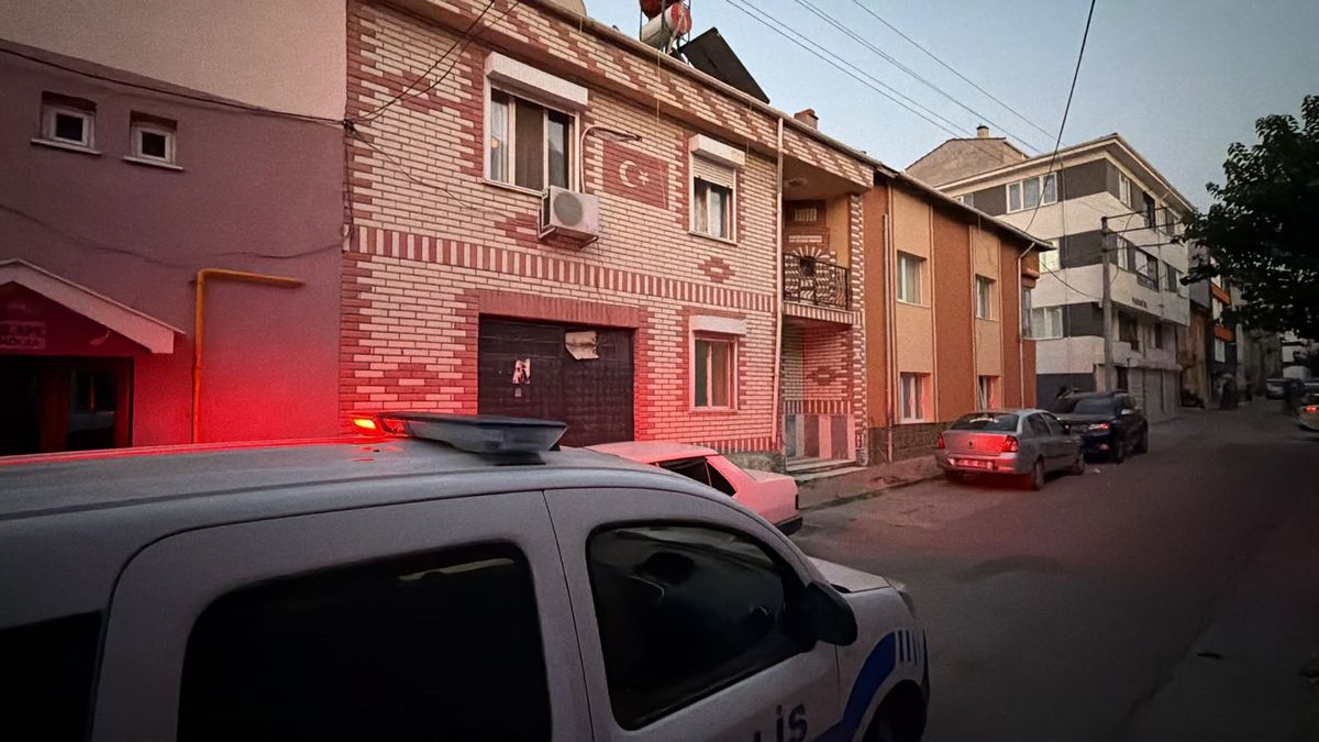 Eskişehir'de Yalnız Yaşayan Adam Evinde Ölü Bulundu