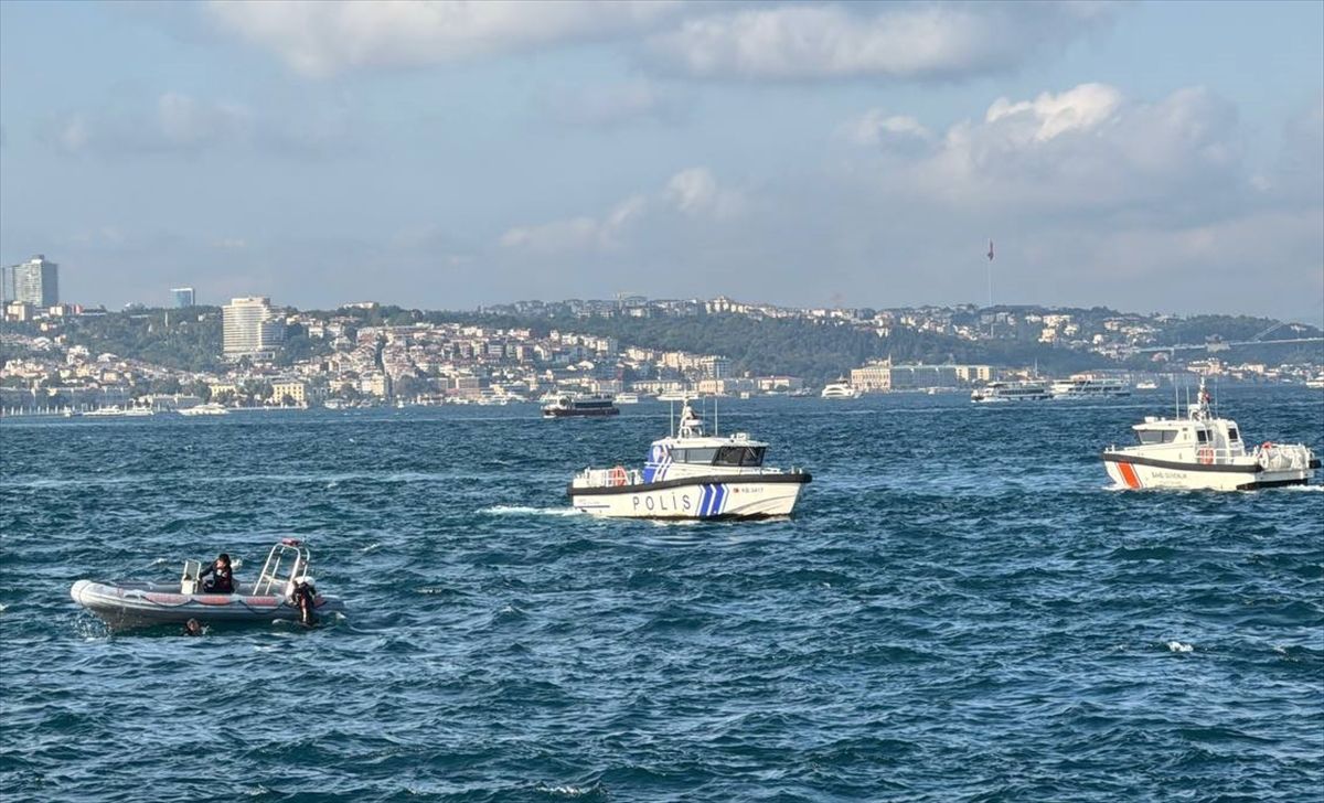 Fatih'te iki kardeş boğulma tehlikesi geçirdi, biri hastanede