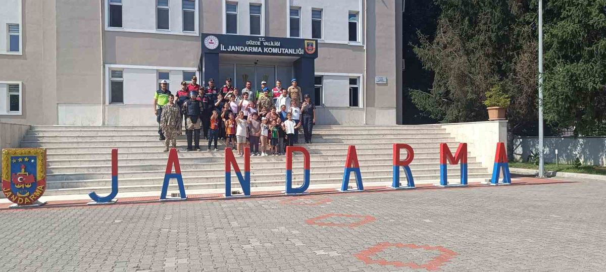Boğaziçi Genç Ofis Öğrencilerinden Jandarma Komutanlığına Ziyaret