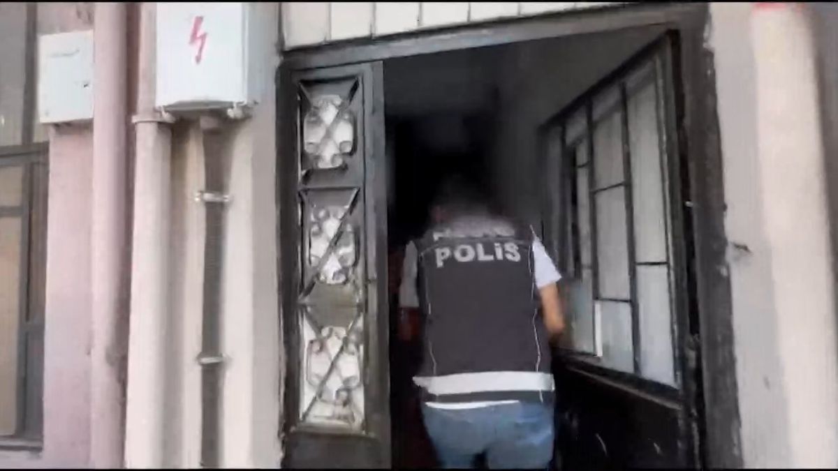 Kağıthane'de 104 Kilogram Uyuşturucu Ele Geçirildi: 2 Gözaltı
