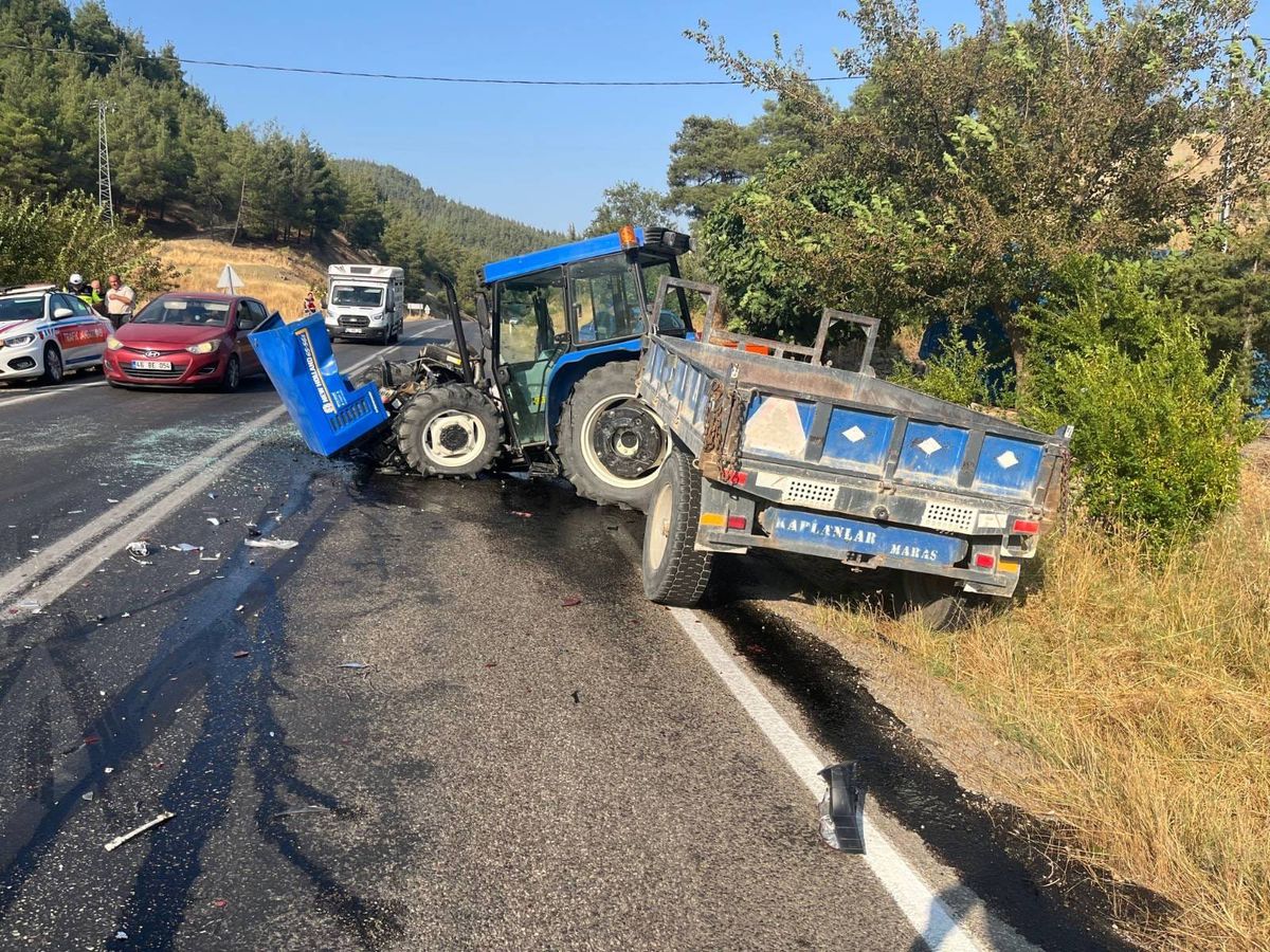 Kahramanmaraş'ta Traktör ve Otomobilin Karıştığı Kazada 3 Yaralı