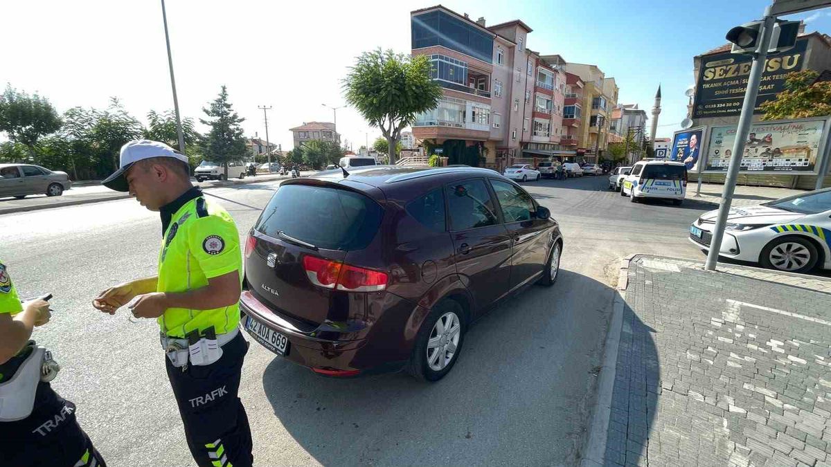 Karaman'da Yaya Kazası: 25 Yaşındaki Kadın Yaralandı