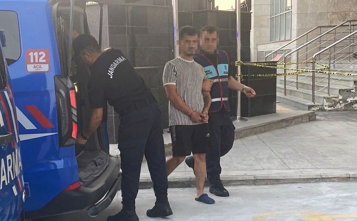 Mersin'de site başkanına kasklı saldırı: 3 tutuklama