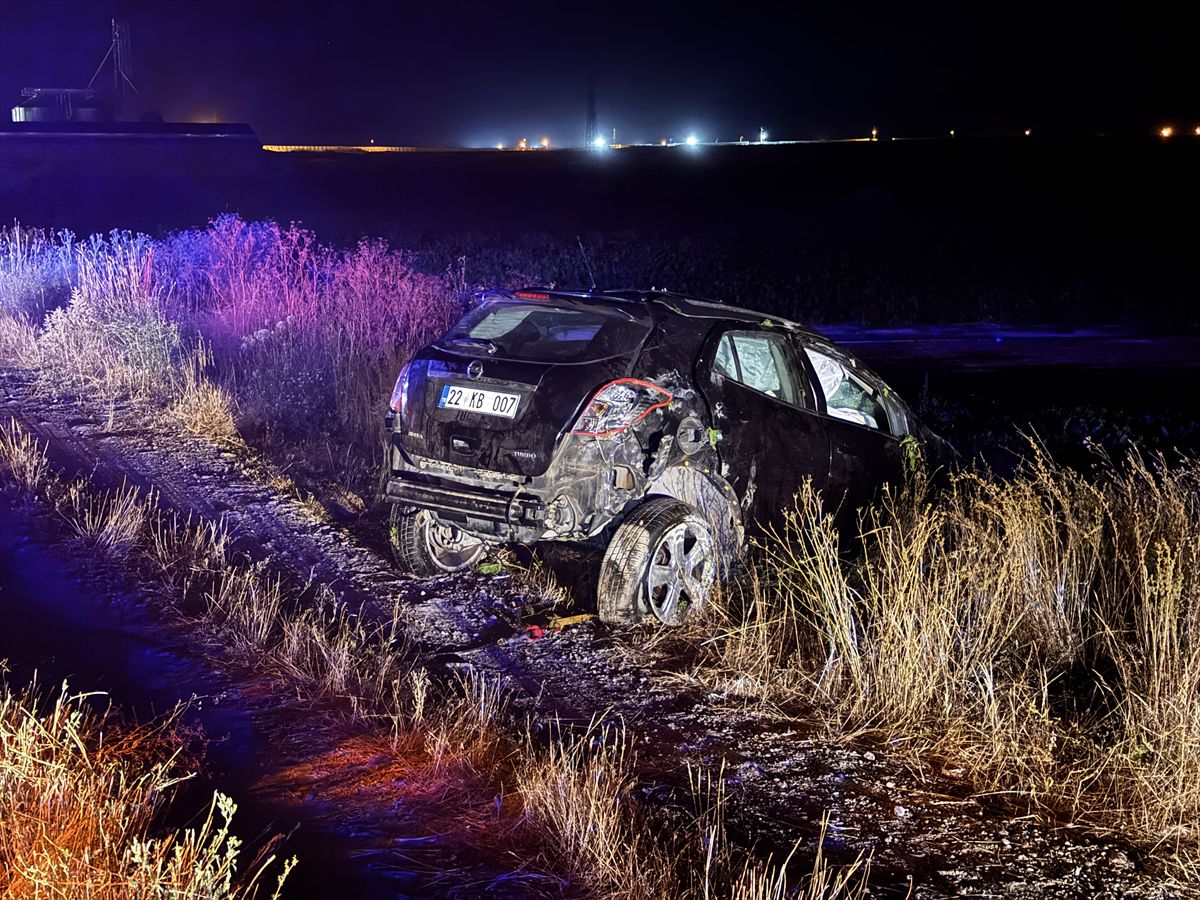 Kayseri'de otomobil devrildi: 1 çocuk öldü, 3 yaralı