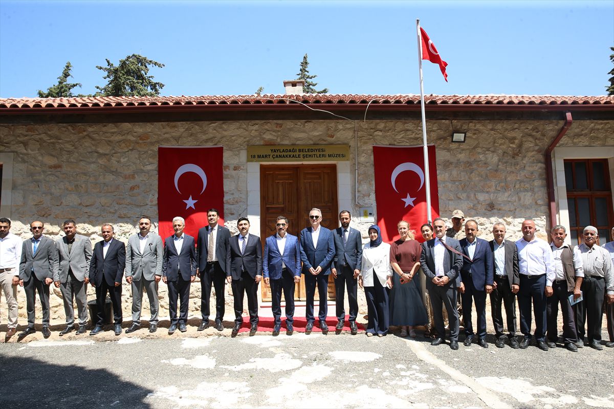 Yayladağı'nda yeni kütüphane açıldı