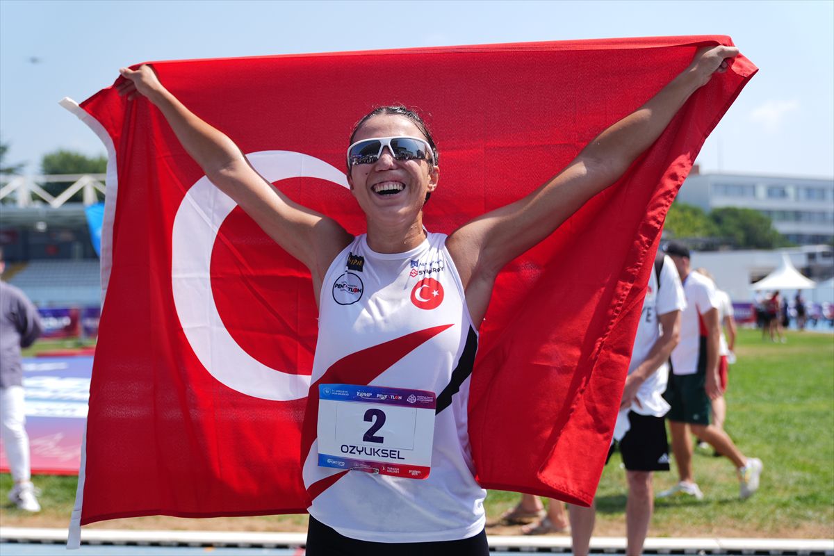 İlke Özyüksel Mihrioğlu’ndan Tarihi Avrupa Şampiyonluğu