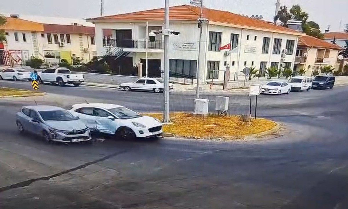 Manavgat'ta kavşak kazası: 1 yaralı