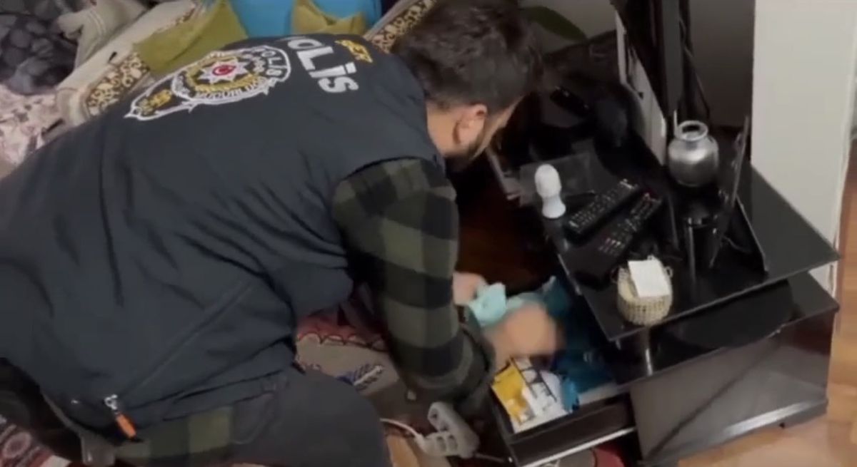 Dijital Şantaj Şebekesine Operasyon: 10 Gözaltı, 2 Tutuklama