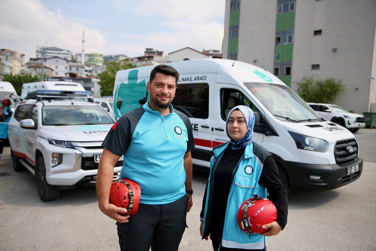 UMKE Gönüllüsü Çiftin Zorlu Görevlerdeki Dayanışması